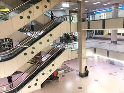 Textile Centre (D7), Retail #570011551